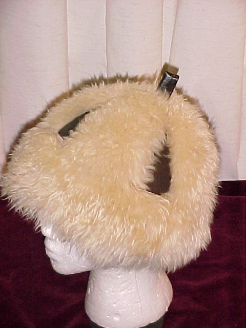Vintage Italian Sheepskin / Shearling Leather Hat
