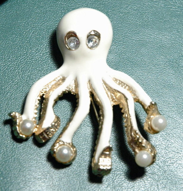 Octopus Pin/ Rhinestone eyes holding fauxpearls