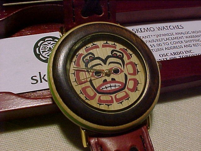 Alaskan Native American Theme Skemo Watch New In Wooden Box Bear Mask