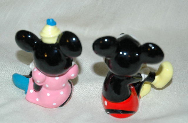 Mickey & Minnie Mouse figurines. Made in Japan *PRICE REDUCTION!!*