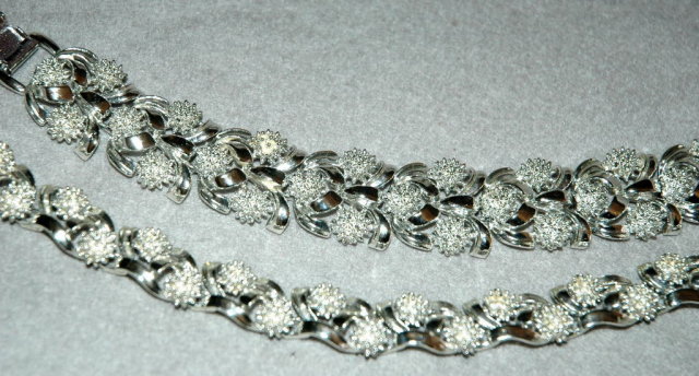 Coro Silver Bracelet & Necklace Set Teasel buds