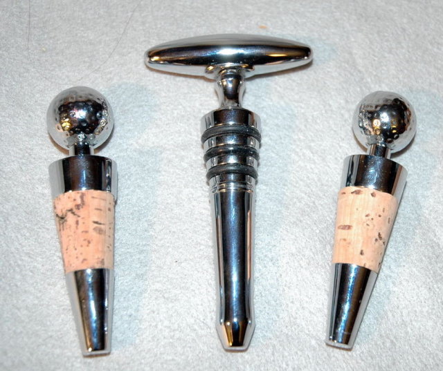 Golf Theme 2 Bottle Stoppers and Cork Screw* Price Reduction*