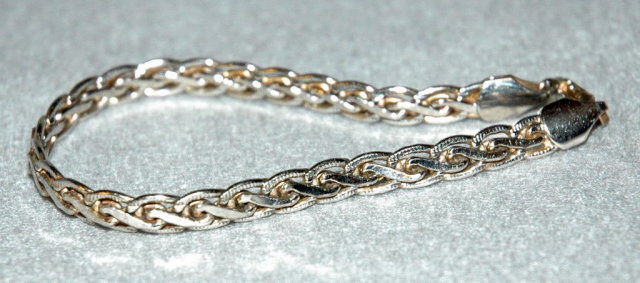 14k White Gold Bracelet 8