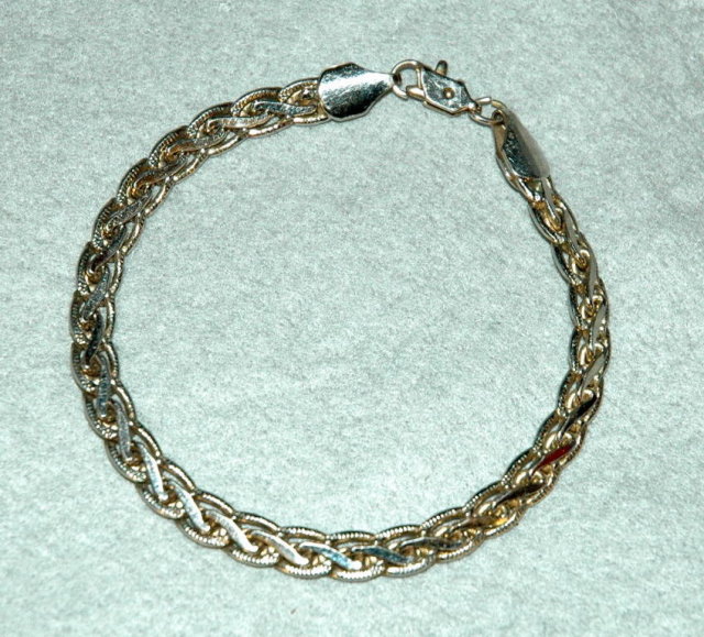14k White Gold Bracelet 8