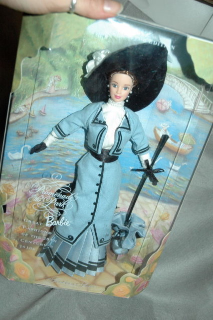 Collector Edition Barbie 1910 Promenade