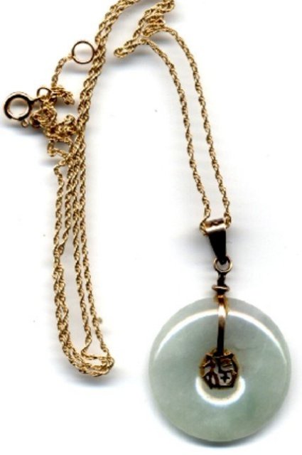 14k Chinese Jadite Penant on 14k gold Chain
