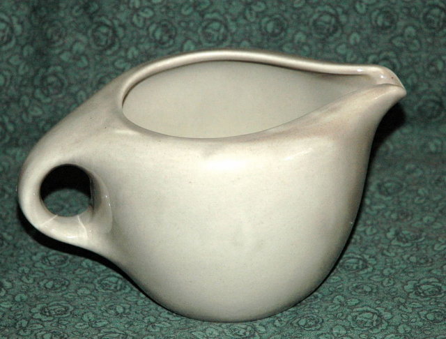 Russel Wright China Iroquois Oyster Pitcher **PRICE REDUCTION! ***
