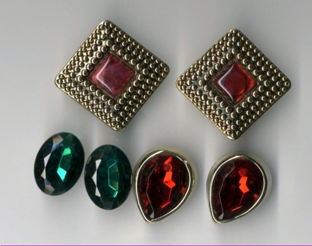 3 pair of costume clip on earrings