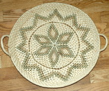Large Woven Grass Basket Plater * PRICE REDUCED *