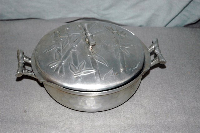 Bamboo Design Everlast Forged Aluminum Casserol Dish