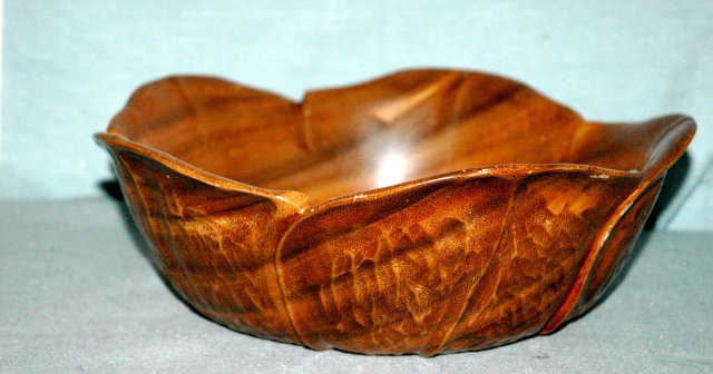 Sorensen Hawaii Monkey Pod Cabage Leaf Bowl
