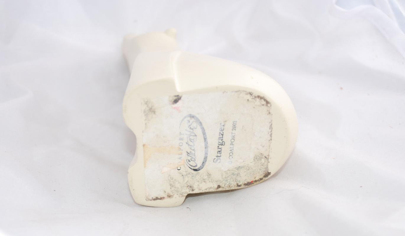 COALPORT Collectable Polar Bear Stargazer 2002 Figure