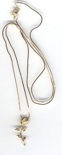 14K gold Rose Pendant with 20