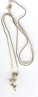 14K gold Rose Pendant with 20