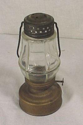 ANTIQUE PERKO WONDER JUNIORS TIN GLASS KEROSENE ICE SKATERS SKATING LAMP LANTERN