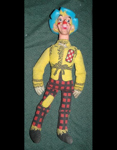 Vintage Wizard of Oz Scarecrow Doll 22