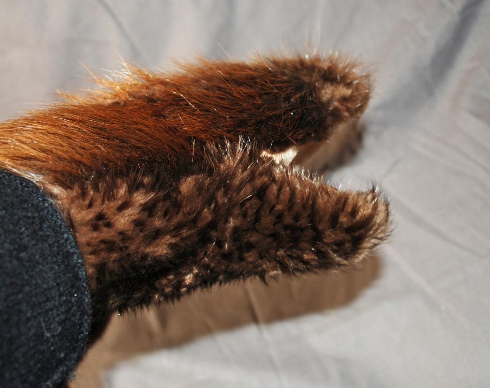 Glacier Gloves, Mittens Beaver Fur with Fur lining