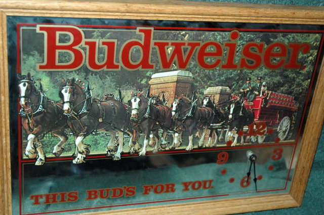 BUDWEISER BEER BAR CLYDESDALE MIRROR CLOCK