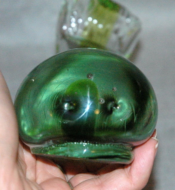 Vintage Stylize Handblown Glass Whale Paperweight