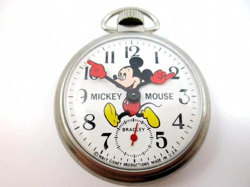 Disney Bradley Mickey Mouse Collectible Pocket Watch.