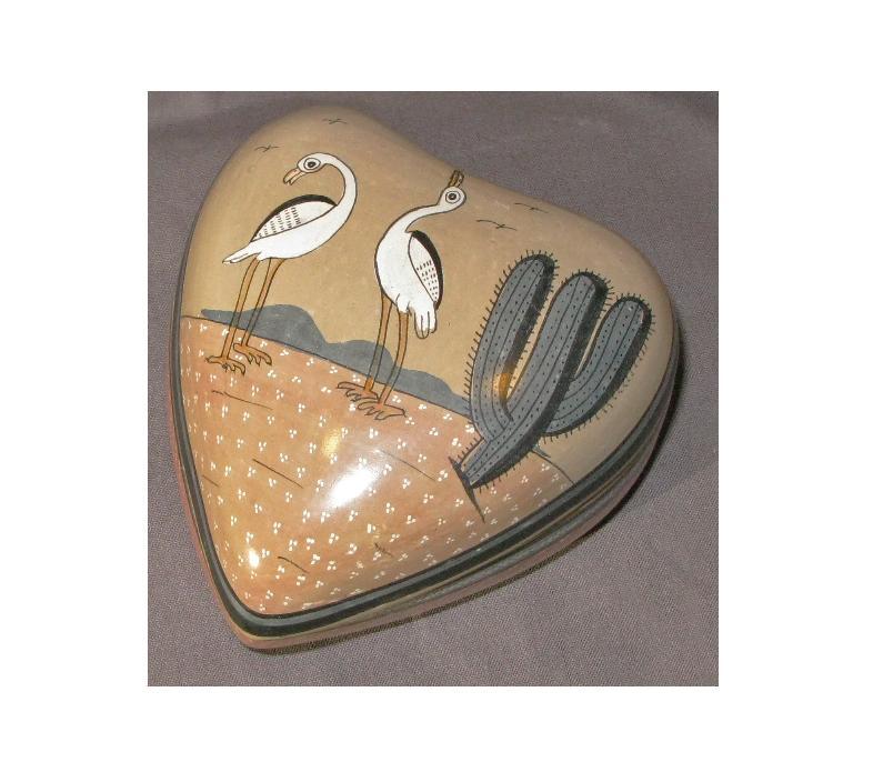 Jimon Mexico Bruñido Pottery Heart Trinket Box with egrets, RARE