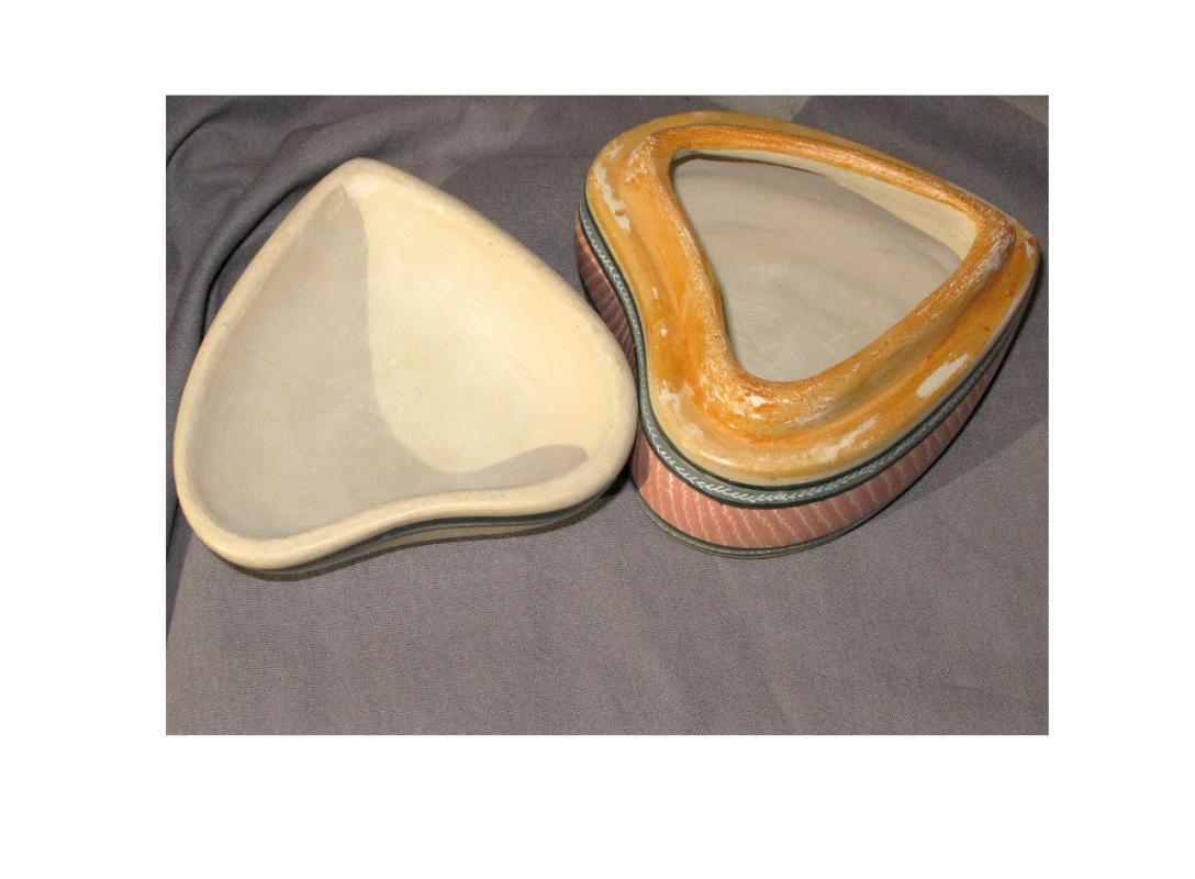 Jimon Mexico Bruñido Pottery Heart Trinket Box with egrets, RARE