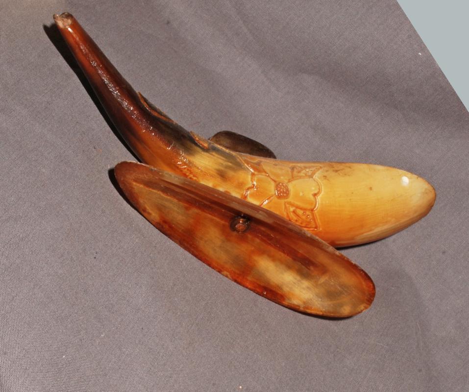 Vintage Hand Carved Bull Horn Ashtray for Cigars