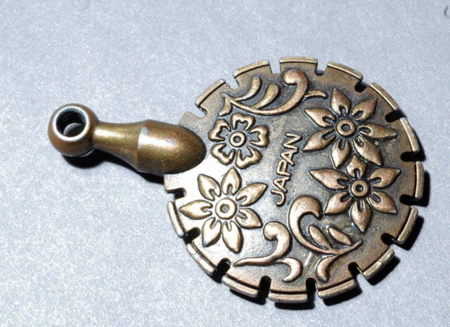 Clover Yarn Cutter Vintage Souvenir Item from Japan