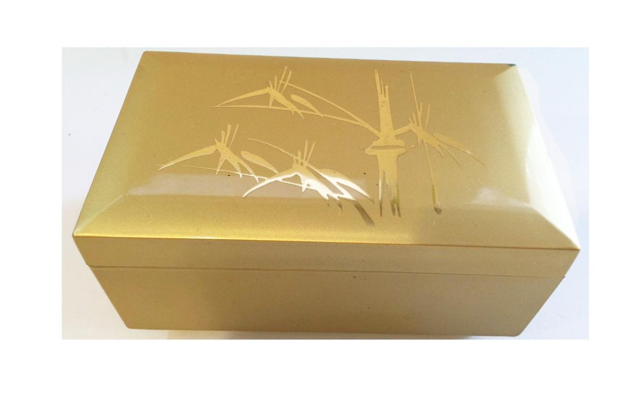 Otagiri Gold Laqureware Bamboo Motif Music Box Trinket Jewelry Box, The Look of Love Number is 12/433.