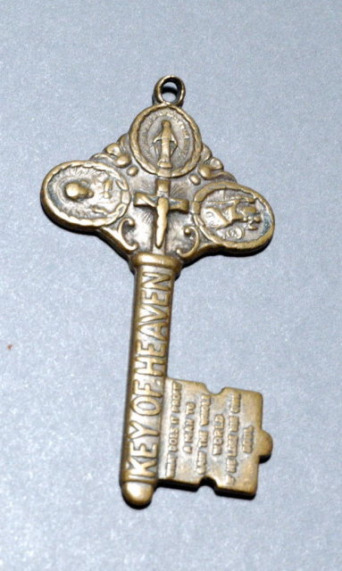 Key of Heaven Call a Priest I am Catholic