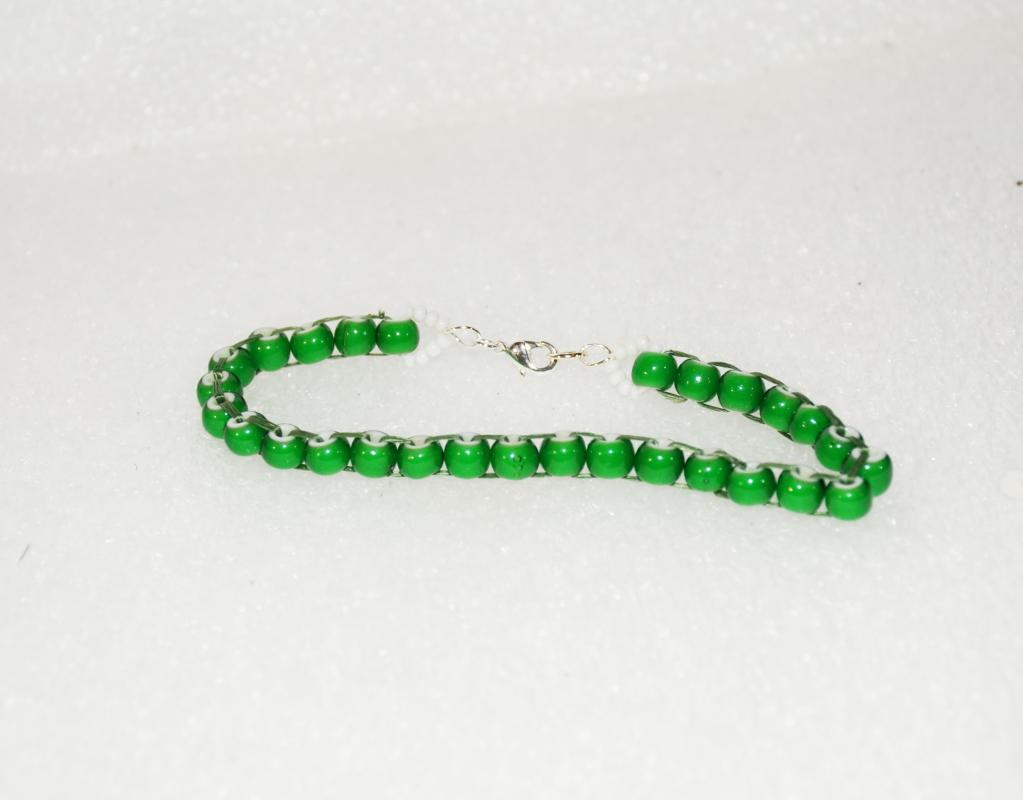 African Trade Bead Green White Heart Beaded Bracelet, hand crafted