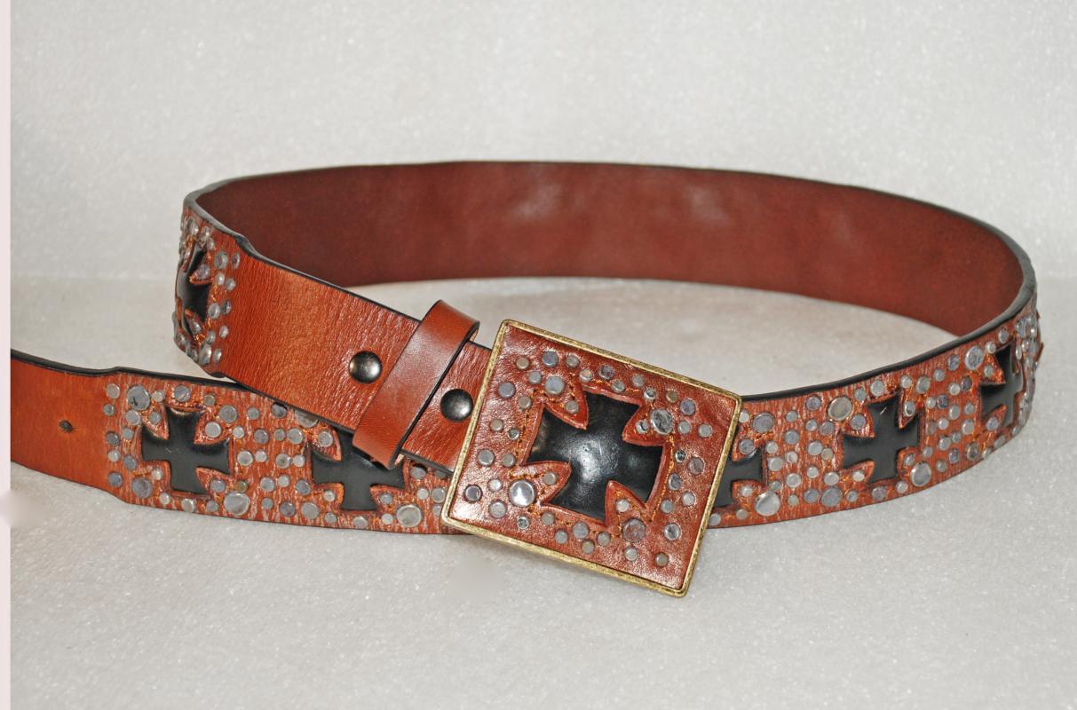 Ariat Studded Leather Belt, Teutonic Crosses with Matching Buckle New, Never Worn 46