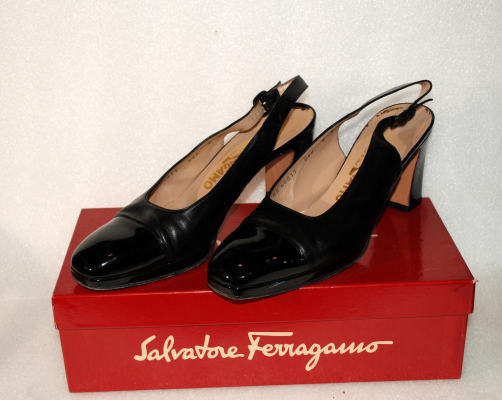 Vintage Salvatore Ferragamo Patent Leather Sling Back Pumps Galizia Florence Italy size 8B