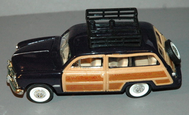 1949 FORD WOODY PANEL WAGON 1:38 SCALE DIE -CAST MODEL