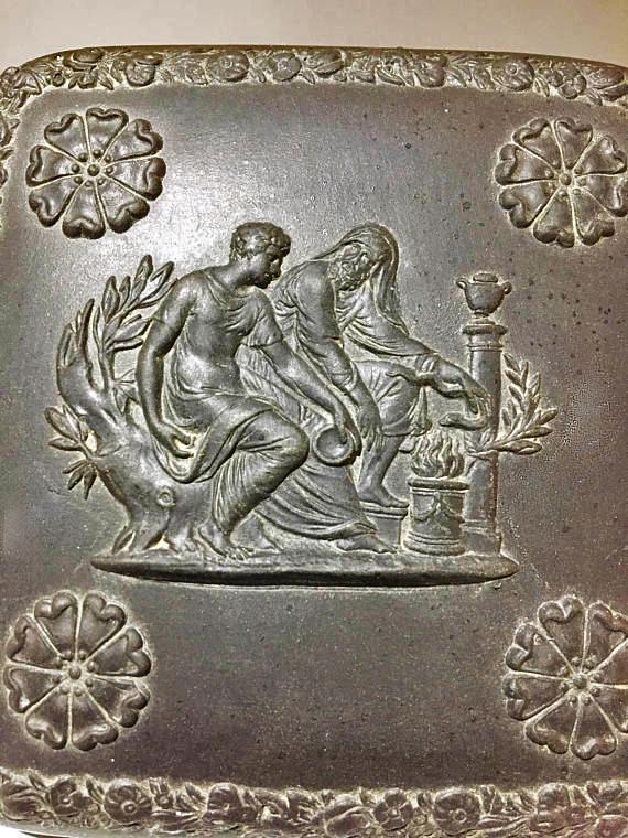 RARE WEDGWOOD BLACK BASALT JASPERWARE SQUARE LIDDED BOX