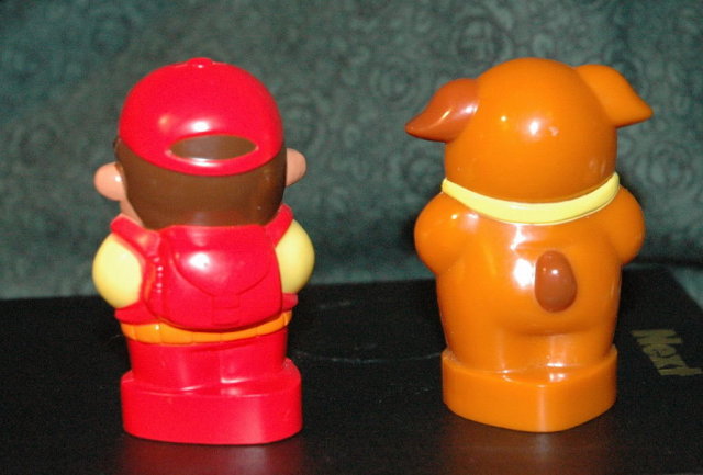Fisher Price? Hard Plastic not so Little People set