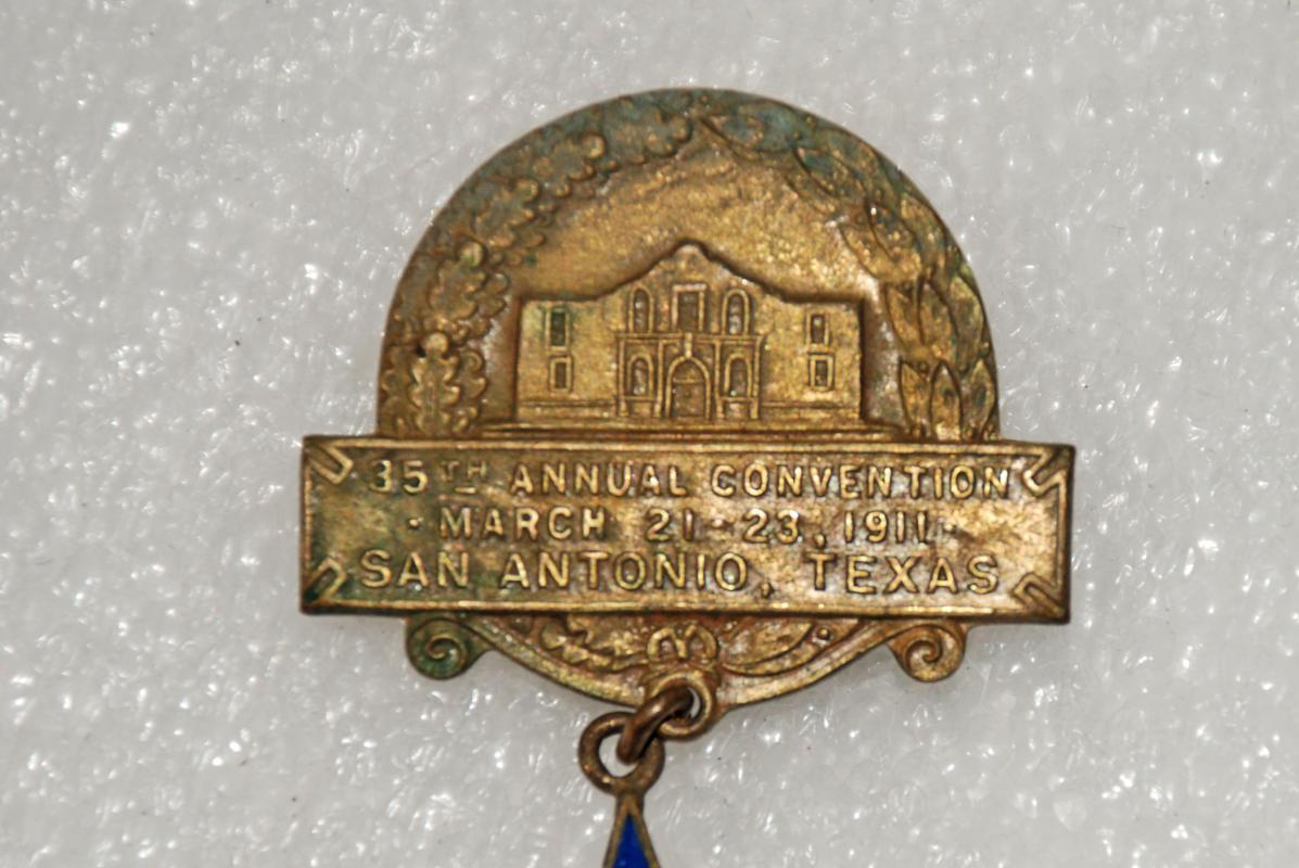 CATTLE RAISERS ASSOCIATION OF TEXAS PIN 1911 35TH ANNUAL MEETING SAN ANTONIO,TX