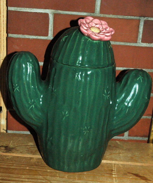 Saguaro Cactus Cookie Jar Treasure Craft