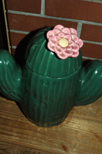 Saguaro Cactus Cookie Jar Treasure Craft