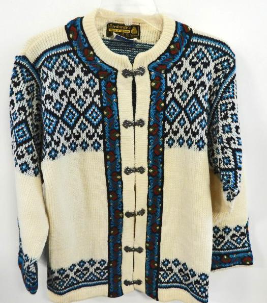 Vintage Norwegian Nordstrikk Blue & White Hand Knit Cardigan Wool Sweater North Cape 100% Wool with Pewter Toggles