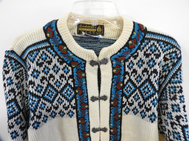 Vintage Norwegian Nordstrikk Blue & White Hand Knit Cardigan Wool Sweater North Cape 100% Wool with Pewter Toggles