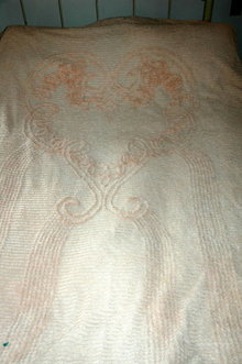 Vintage Pink Heart Pattern Chenille Bedspread