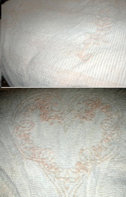 Vintage Pink Heart Pattern Chenille Bedspread