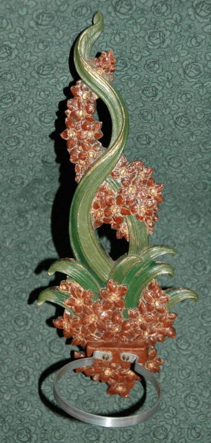 Syroco Wood Wall Plaque Plant Holder.