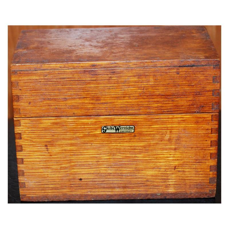 GLOBE WERNICKE VINTAGE WOODEN RECIPE BOX NO. 83C