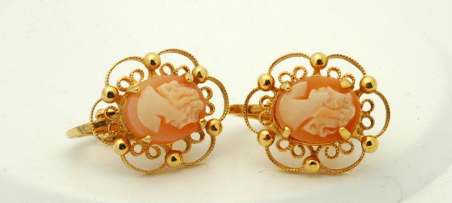 Carved Shell Cameo Sorrento Clip On Earrings
