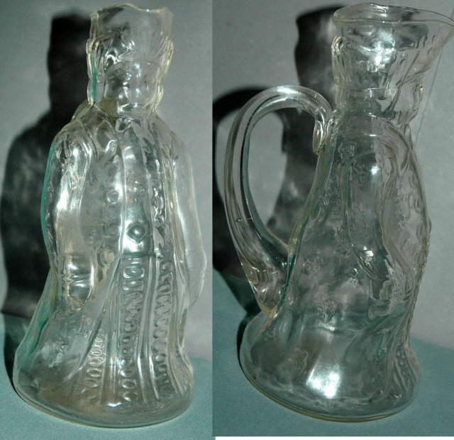 King & Queen Glass Syrup Pitchers Dispensers * PRICE REDUCDED * !