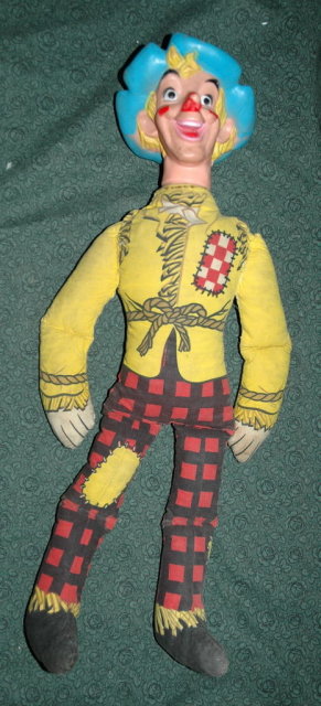 Vintage Wizard of Oz Scarecrow Doll 22