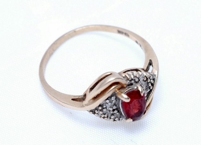 Yellow & White Gold Garnet Diamond Ring