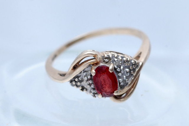Yellow & White Gold Garnet Diamond Ring